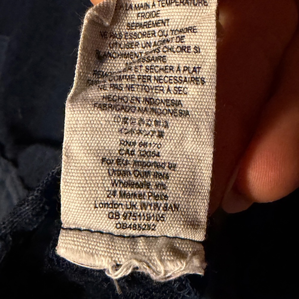 Free People We The Free Affogato Hacci Henley Top Indigo Linen Blend Raw Hem M - Picture 5 of 7